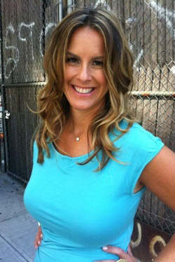 Elyse Luray - Featured